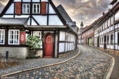 1_5M7A4168_69_70_tonemapped_gasse_ps_1
